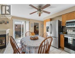 Eat in kitchen - 4114 Pincay Oaks Lane, Burlington, ON L7M4L6 Photo 8