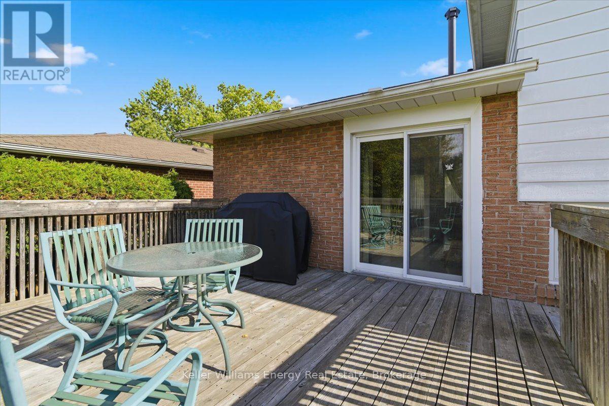 724 Clifton Drive, Oshawa, ON photo 18
