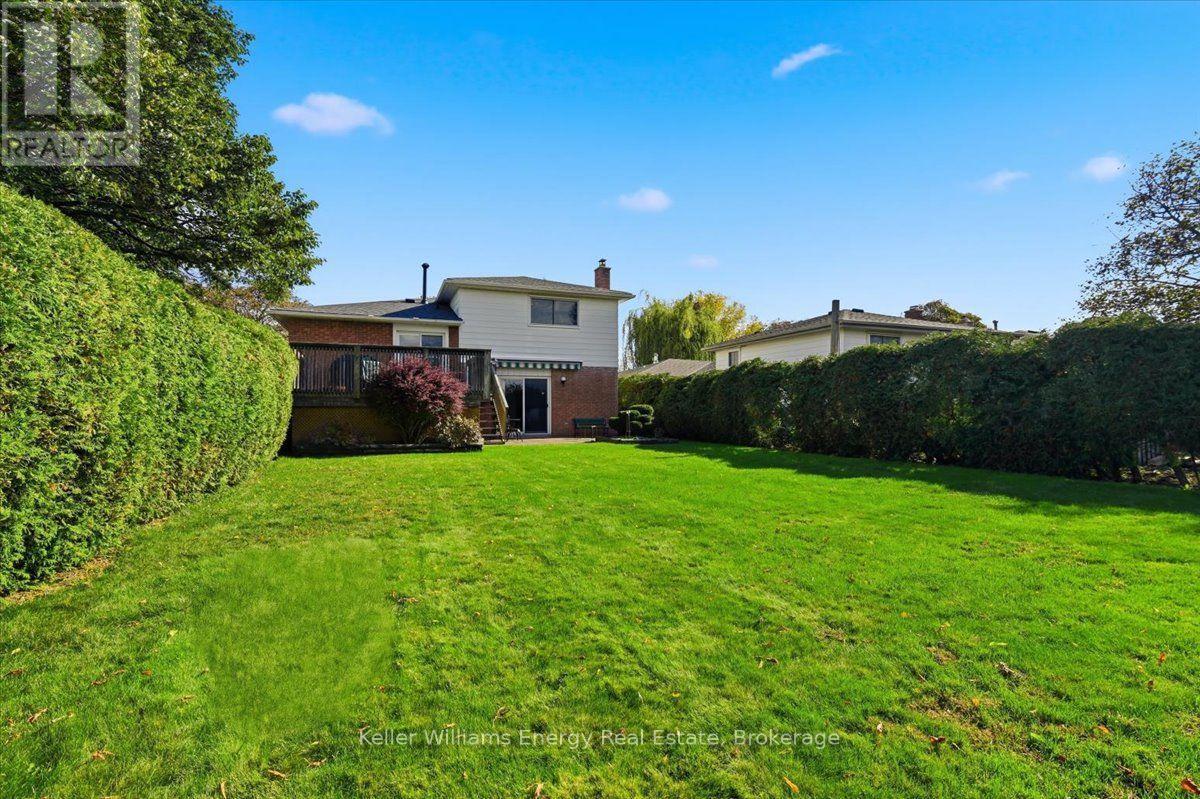 724 Clifton Drive, Oshawa, ON photo 39