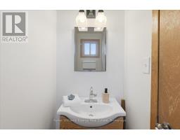 Utility room - 724 Clifton Drive, Oshawa, ON L1G2Z1 Photo 8