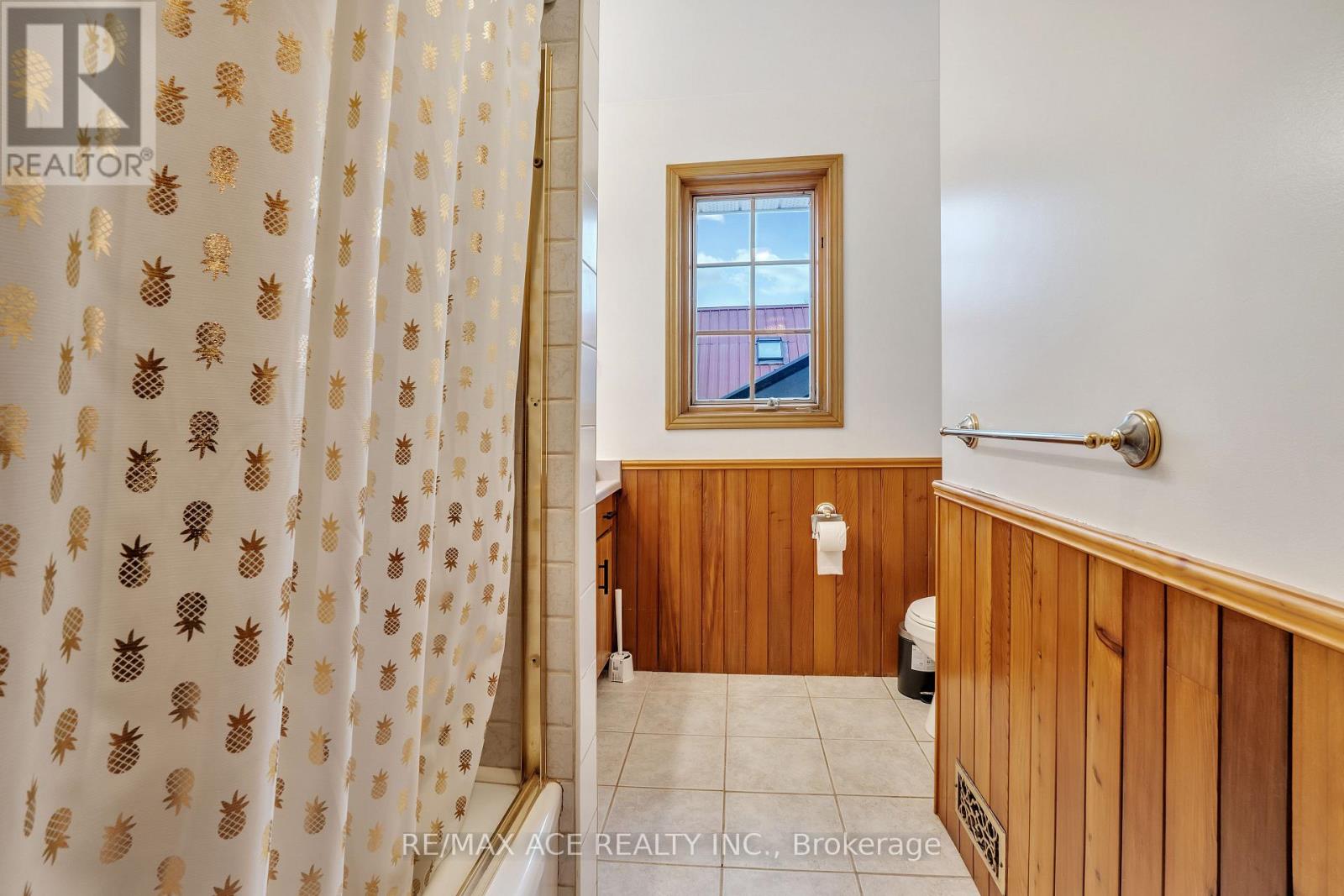 52 West Beach Road, Clarington, ON photo 36
