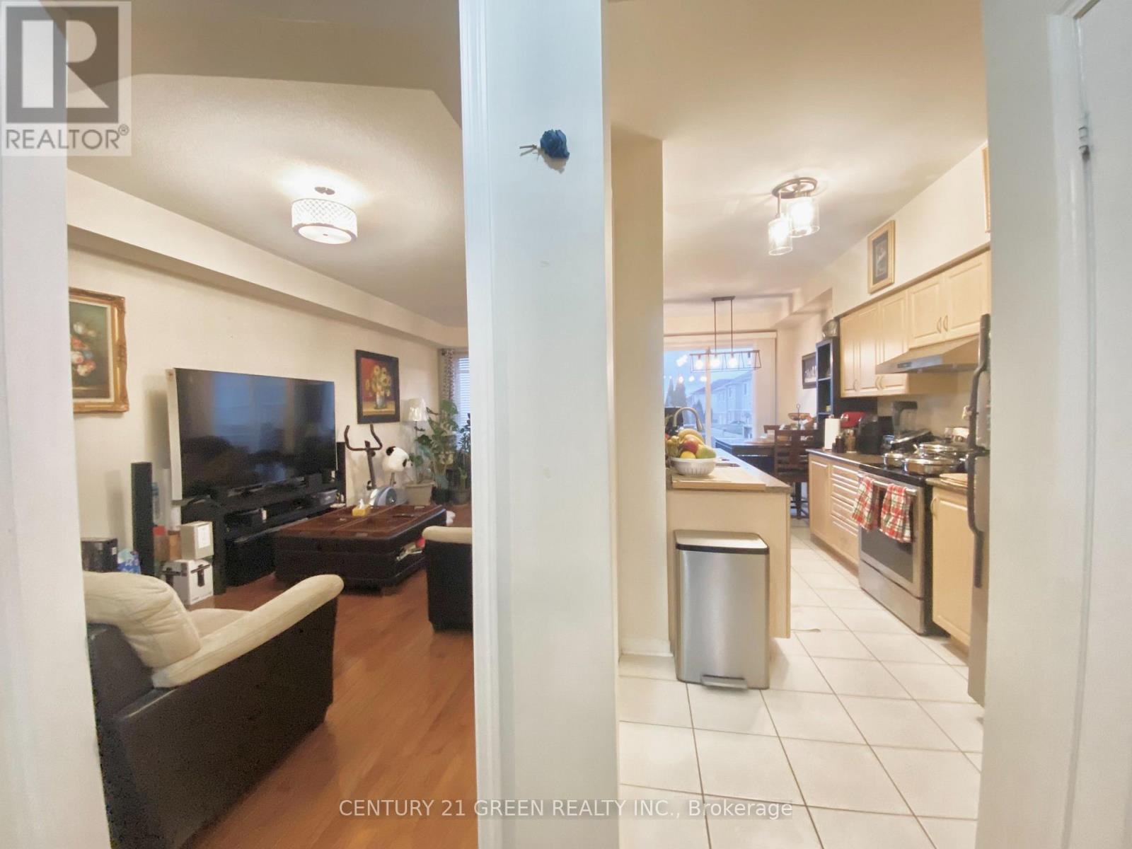65 SILVERWOOD CIRCLE E - 4