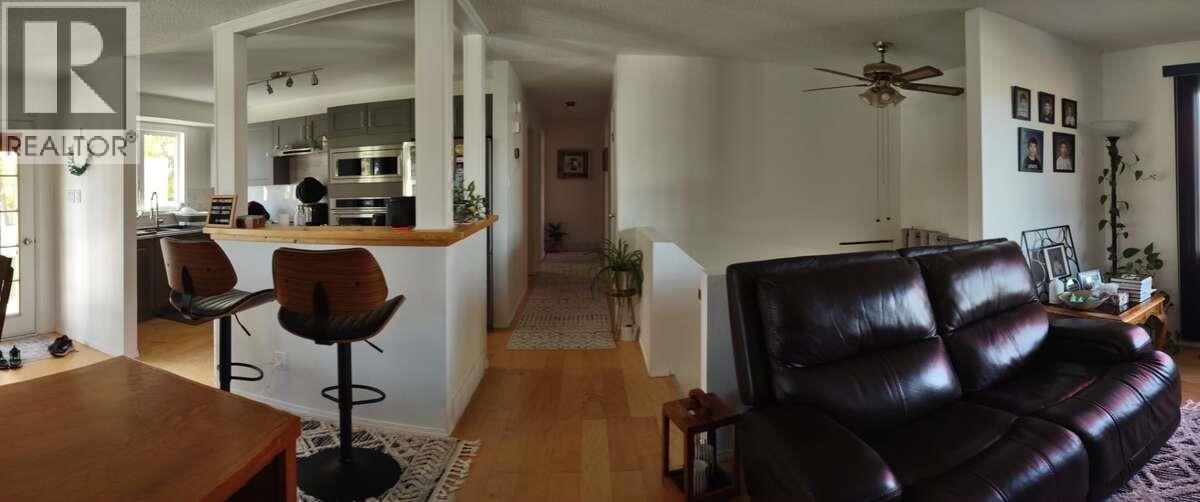 378 ENDAKO AVENUE - 5