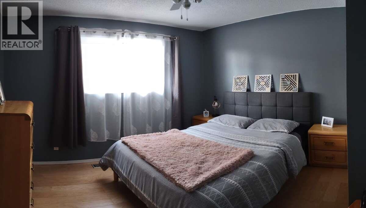 378 ENDAKO AVENUE - 19