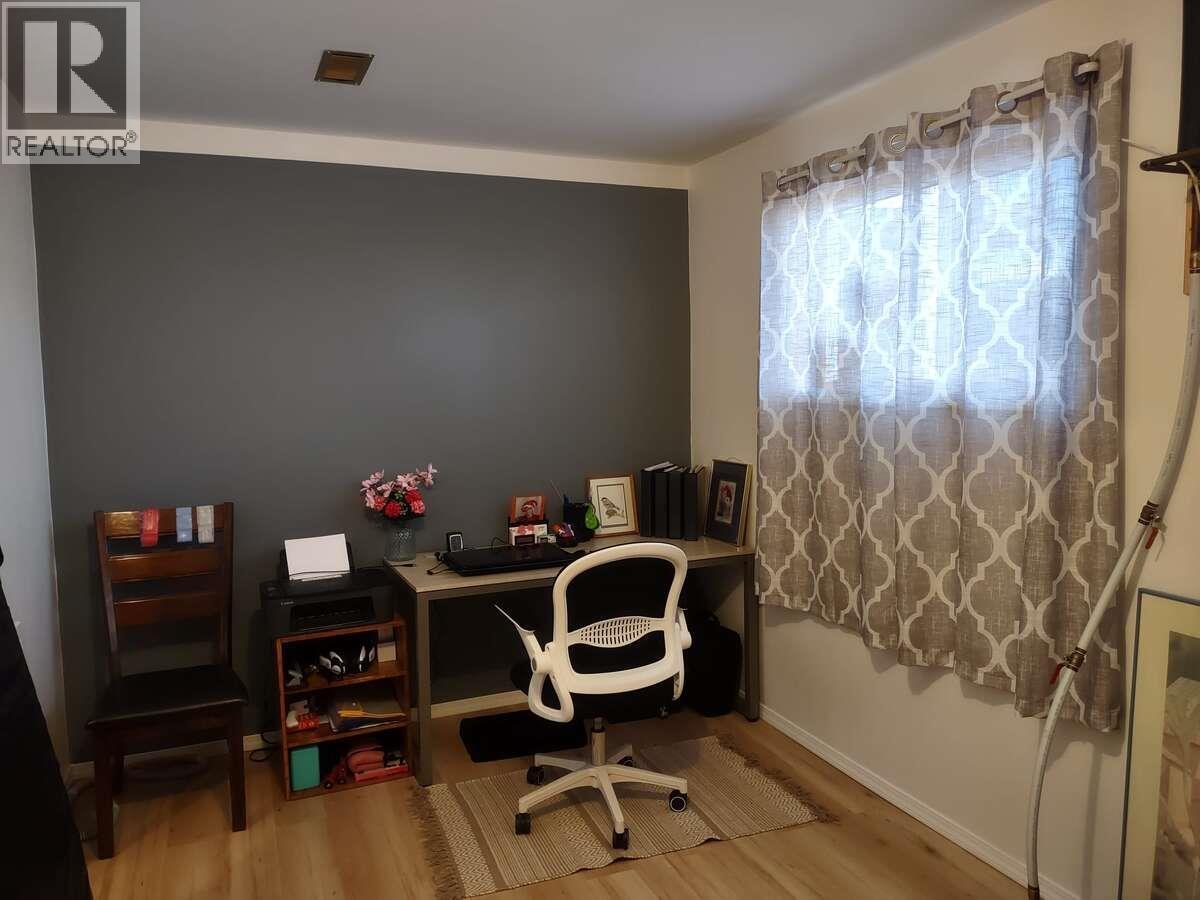 378 ENDAKO AVENUE - 22