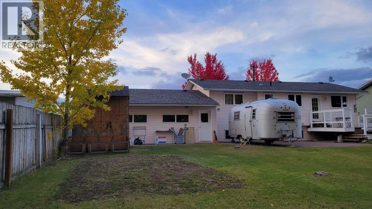 378 ENDAKO AVENUE - 28