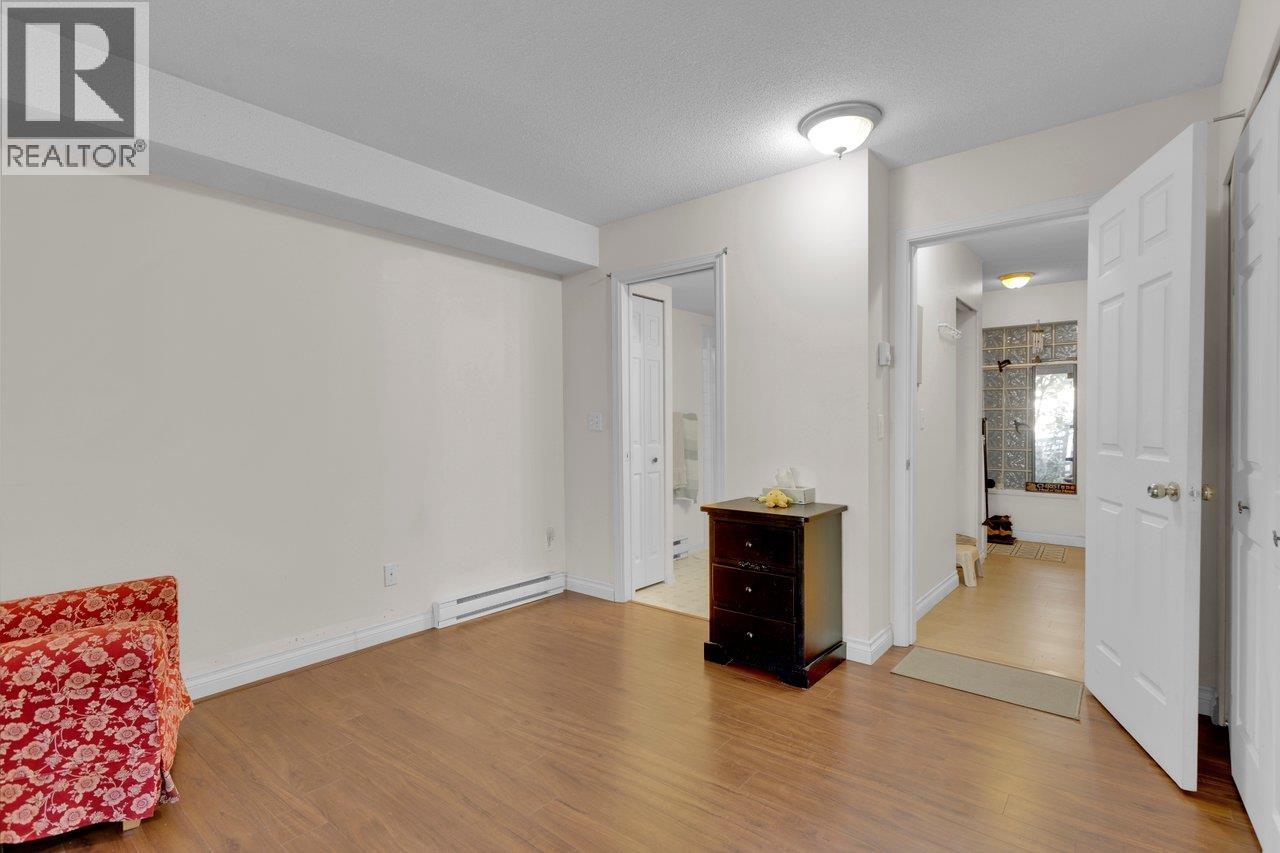 Photo of 15 7184 STRIDE AVENUE 12