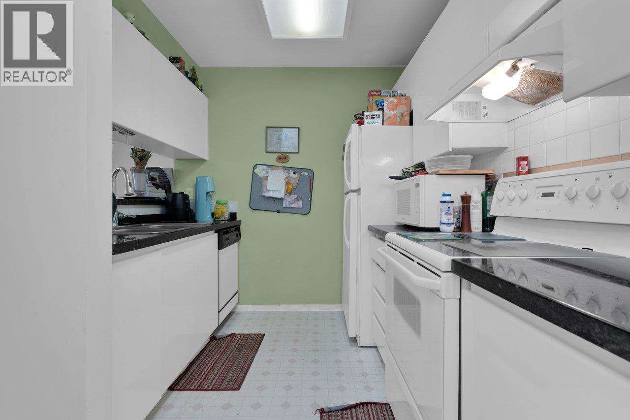 Photo of 15 7184 STRIDE AVENUE 11
