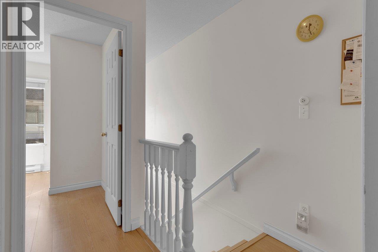 Photo of 15 7184 STRIDE AVENUE 20