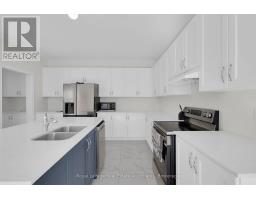 1418 Davis Loop, Innisfil, ON L0L1W0 Photo 17