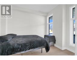 Primary Bedroom - 1418 Davis Loop, Innisfil, ON L0L1W0 Photo 6