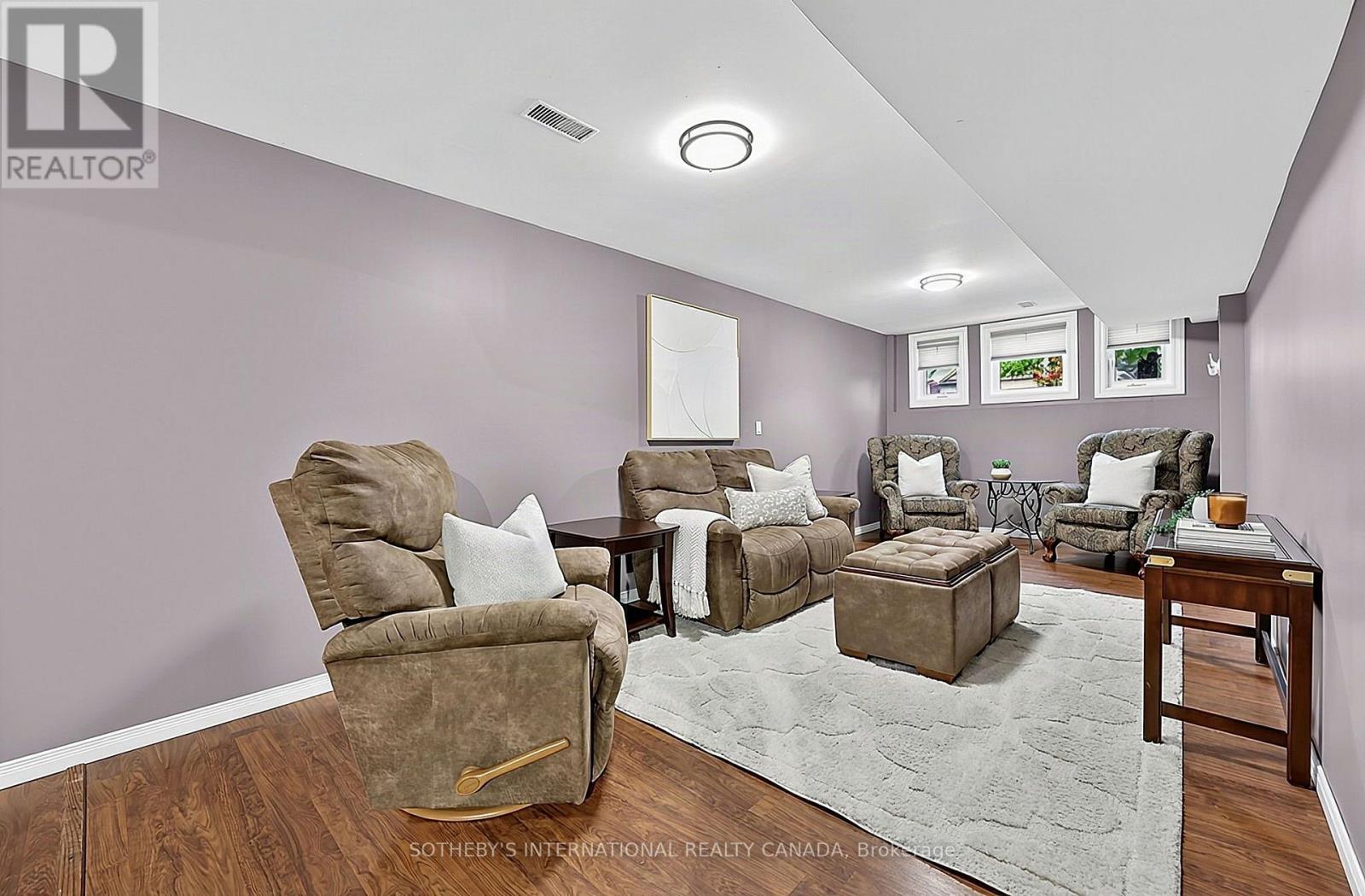 4 Brecken Drive, Georgina, ON photo 32