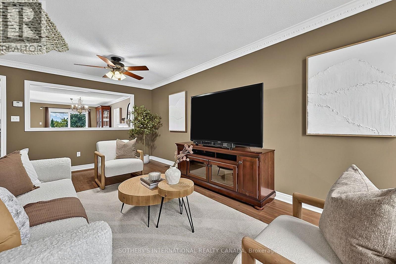 4 Brecken Drive, Georgina, ON photo 9