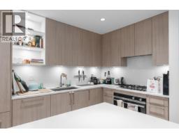308 747 E 3rd Street, North Vancouver, BC V7L1G8 Photo 11