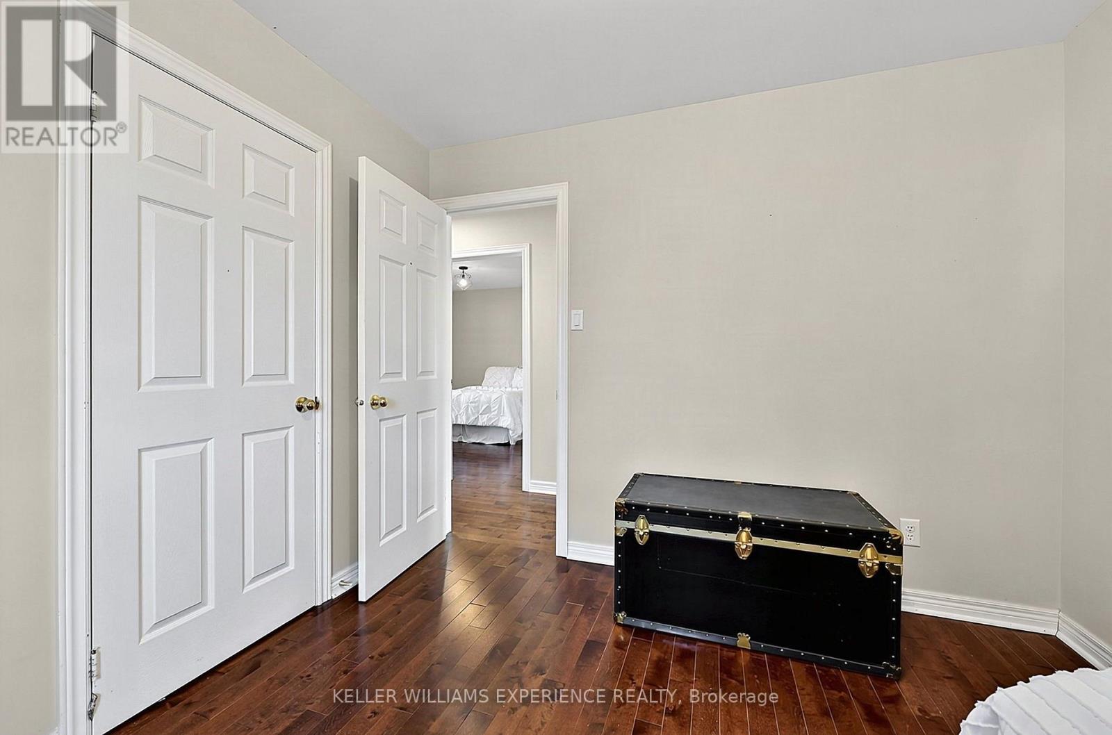 169 Emms Drive, Barrie photo 27