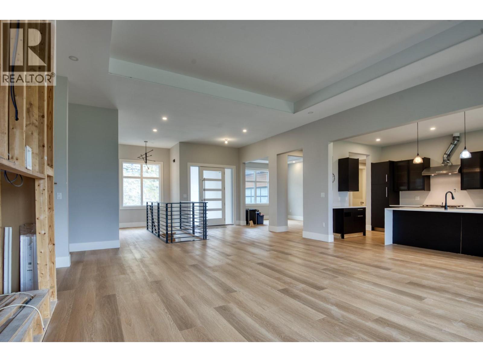 2835 Outlook Way - 11