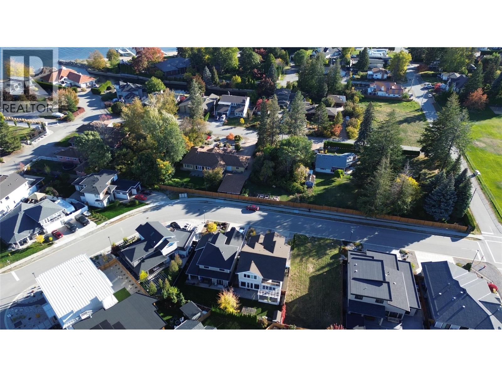 888 Johnson Street, Summerland