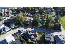 888 Johnson Street, Summerland, BC V0H1Z9 Photo 11