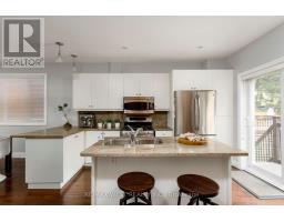 17a Cowan Avenue, Toronto, ON M6K2N1 Photo 11