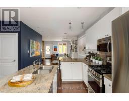 17a Cowan Avenue, Toronto, ON M6K2N1 Photo 12