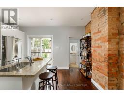 17a Cowan Avenue, Toronto, ON M6K2N1 Photo 13