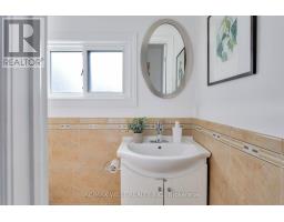 17a Cowan Avenue, Toronto, ON M6K2N1 Photo 15