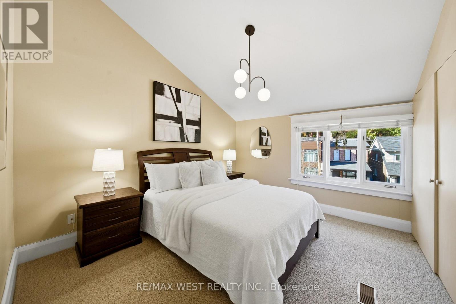 209 CLENDENAN AVENUE - 17