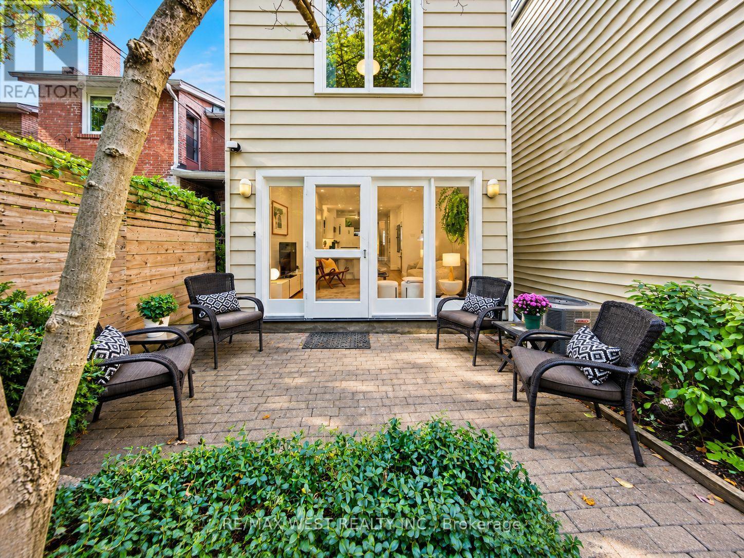209 CLENDENAN AVENUE - 22