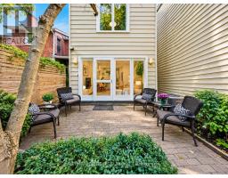 209 Clendenan Avenue, Toronto, ON M6P2W9 Photo 22
