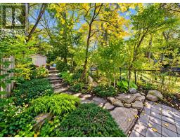 209 Clendenan Avenue, Toronto, ON M6P2W9 Photo 26