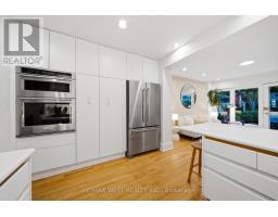 Bedroom 2 - 209 Clendenan Avenue, Toronto, ON M6P2W9 Photo 9