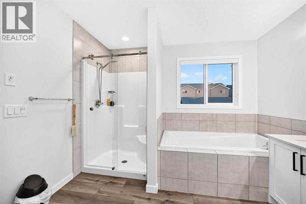 46 Lucas Heights NW photo 19