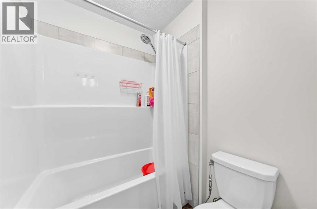 46 Lucas Heights NW photo 26