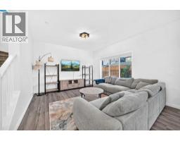 2pc Bathroom - 46 Lucas Heights Nw, Calgary, AB T3P1S9 Photo 7