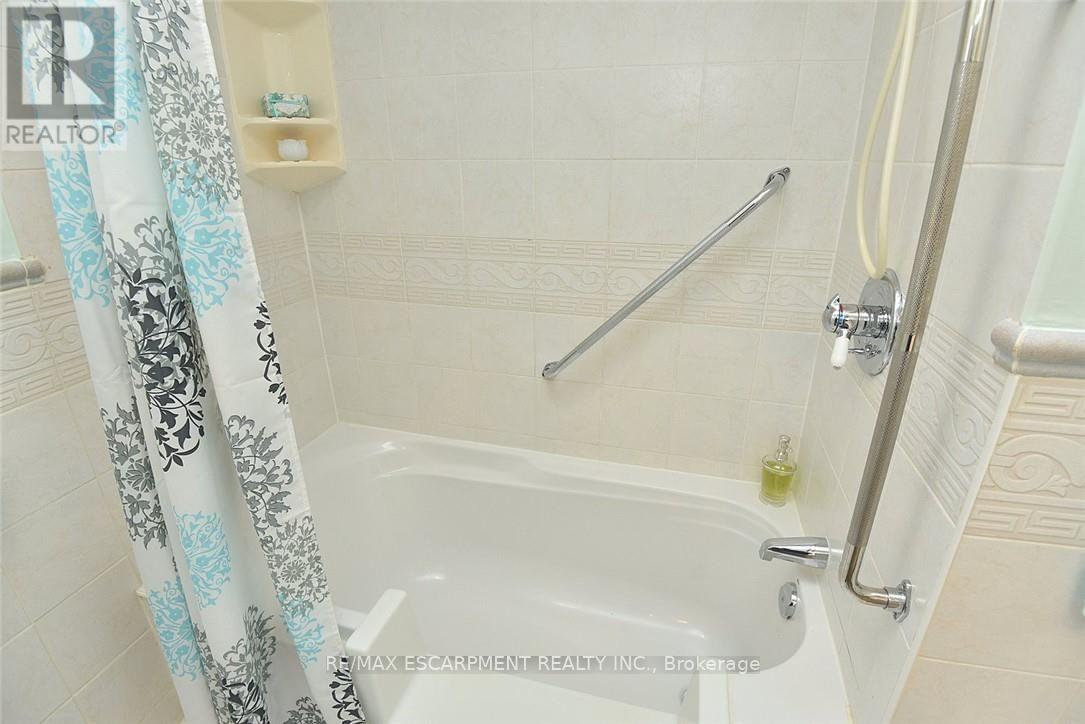 137 Fielding Crescent, Hamilton, ON photo 25