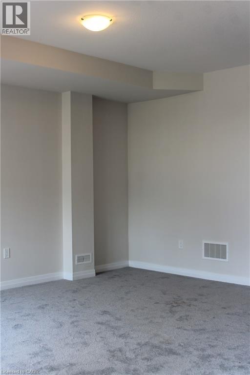 400 NEWMAN Drive Unit# 44 — photo 3