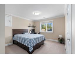 13798 58a Avenue, Surrey, BC V3X1G7 Photo 18