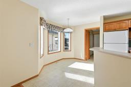35 Country Villa Boulevard, East St Paul, MB R2E0L8 Photo 12