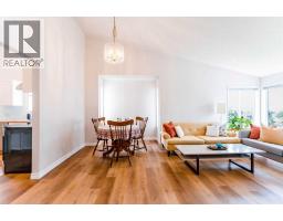 76 Sierra Morena Green Sw, Calgary, AB T3H3E5 Photo 10