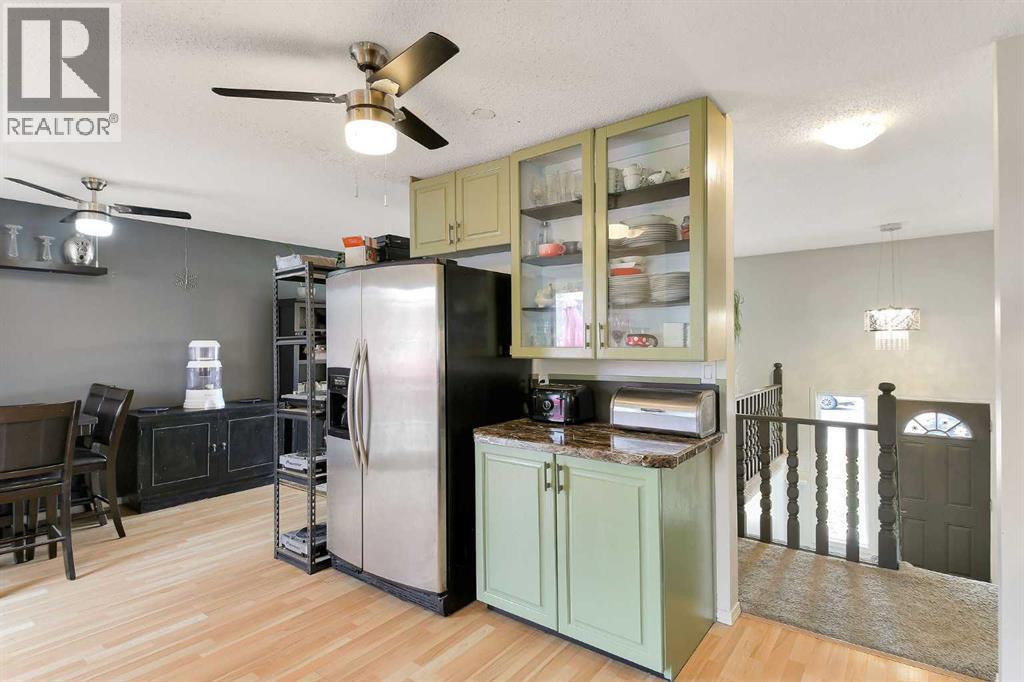 Listing photo – 3920 50A Street, Red Deer