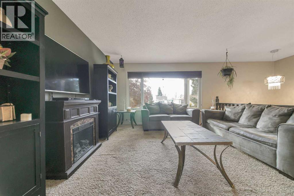 Listing photo – 3920 50A Street, Red Deer