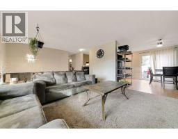 Family room - 3920 50a Street, Red Deer, AB T4P1G7 Photo 9