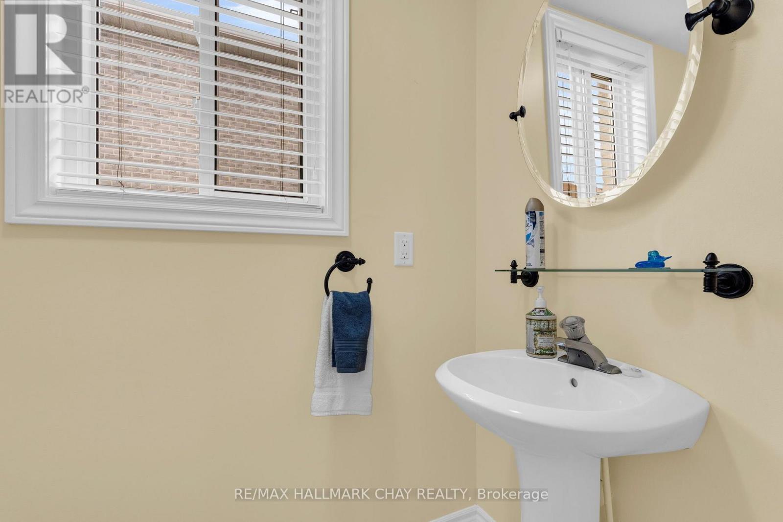 6 Whispering Pine Place, Barrie photo 19