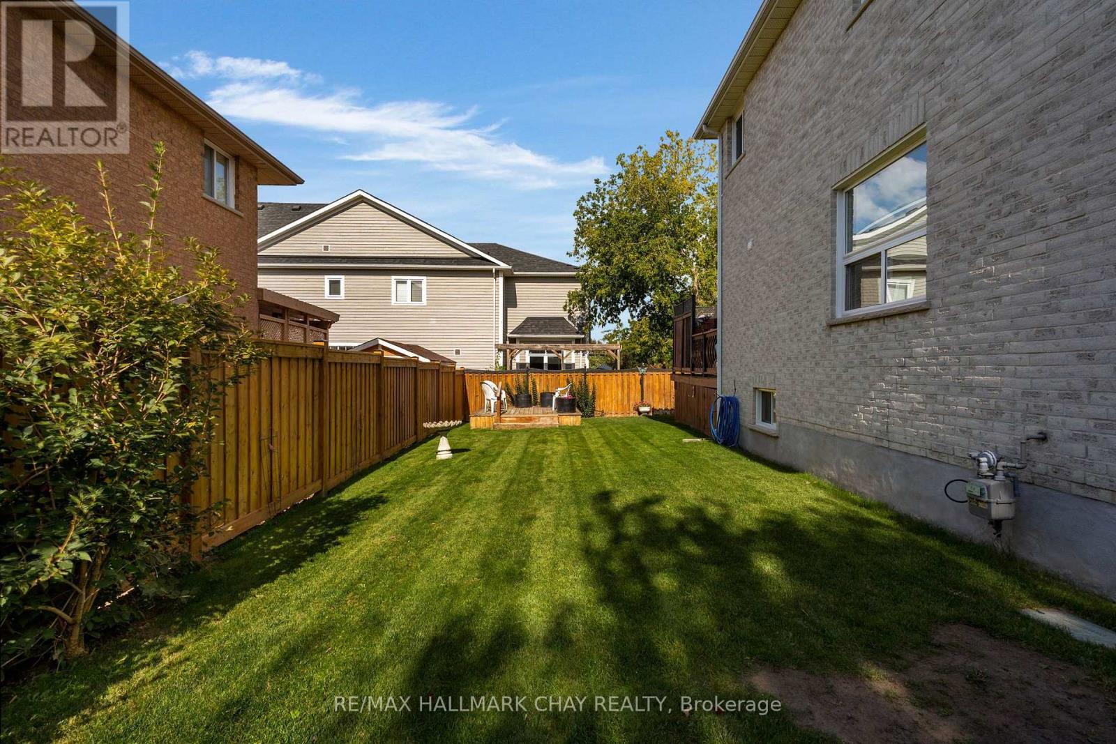 6 Whispering Pine Place, Barrie photo 36