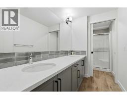 129 Wolf Hollow Villas Se, Calgary, AB T2X5K1 Photo 36