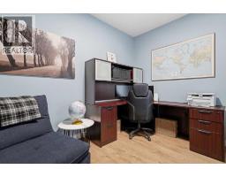 Office - 129 Wolf Hollow Villas Se, Calgary, AB T2X5K1 Photo 7