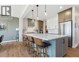 5pc Bathroom - 129 Wolf Hollow Villas Se, Calgary, AB T2X5K1 Photo 9