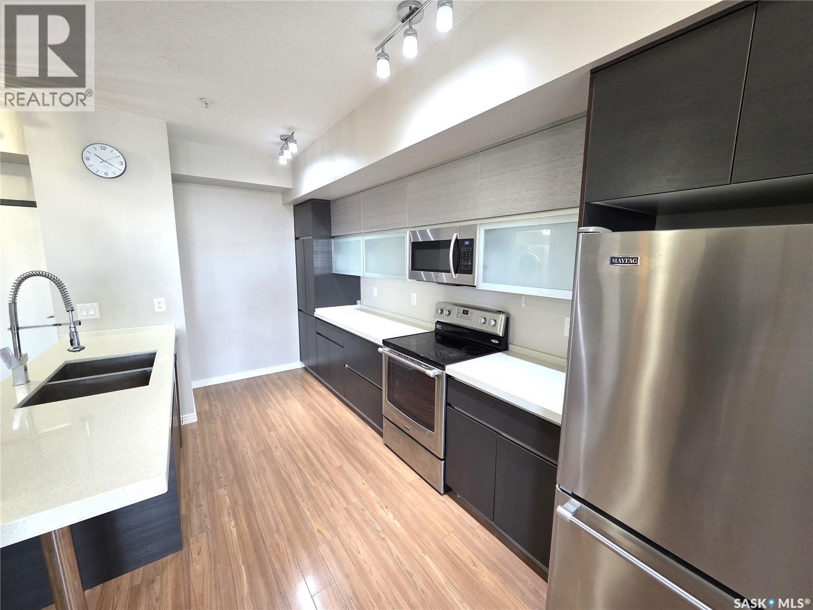 216 235 Evergreen SQUARE, Saskatoon — photo 2