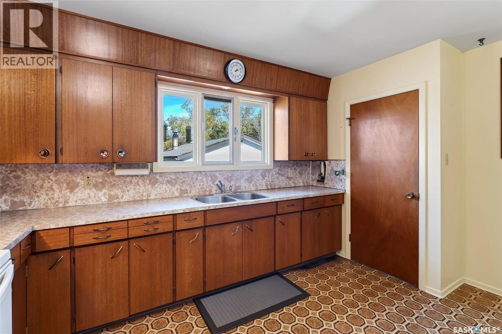 214 Burns AVENUE W, Melfort — photo 11
