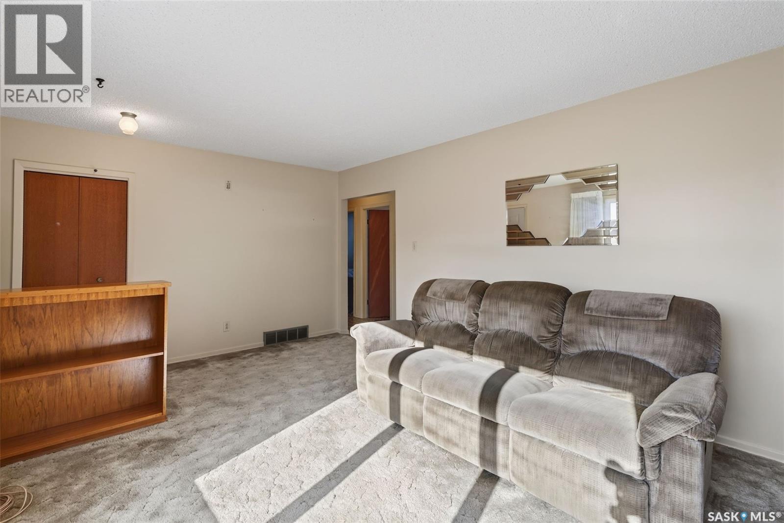 214 Burns AVENUE W, Melfort — photo 6